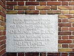 Eerste steen.
<br/>
Gert-Jan Lobbes, 2015